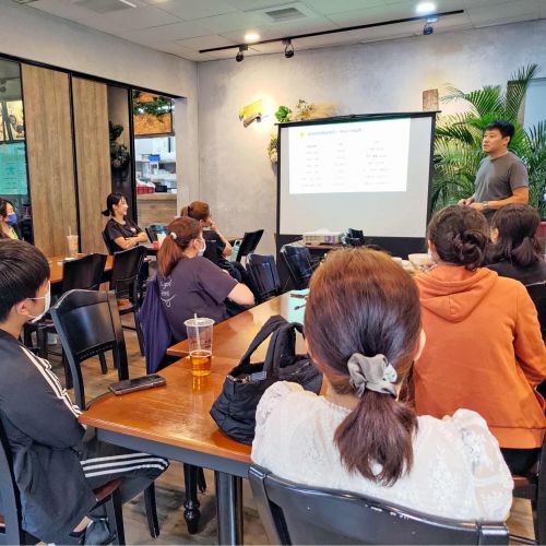 青年創業方向推薦2025：掌握市場新趨勢，加盟創業心得大公開！